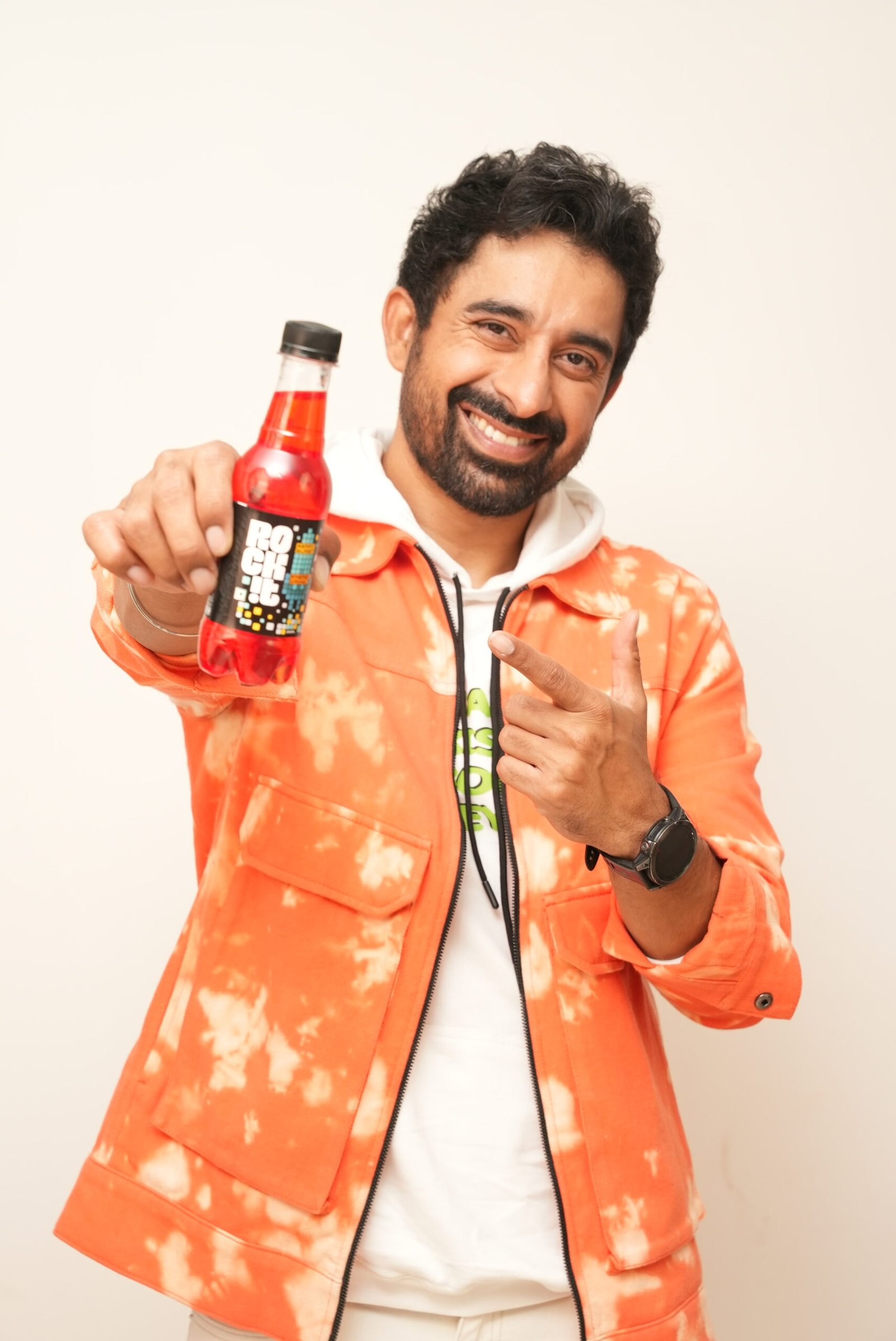 Sauce.VC and Rannvijay Singha invest in beverage brand Rockit