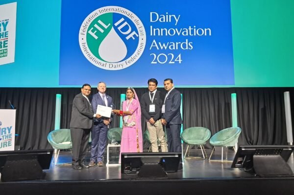 Asha Mahila Milk Producer Organization wins Dairy Innovation Award