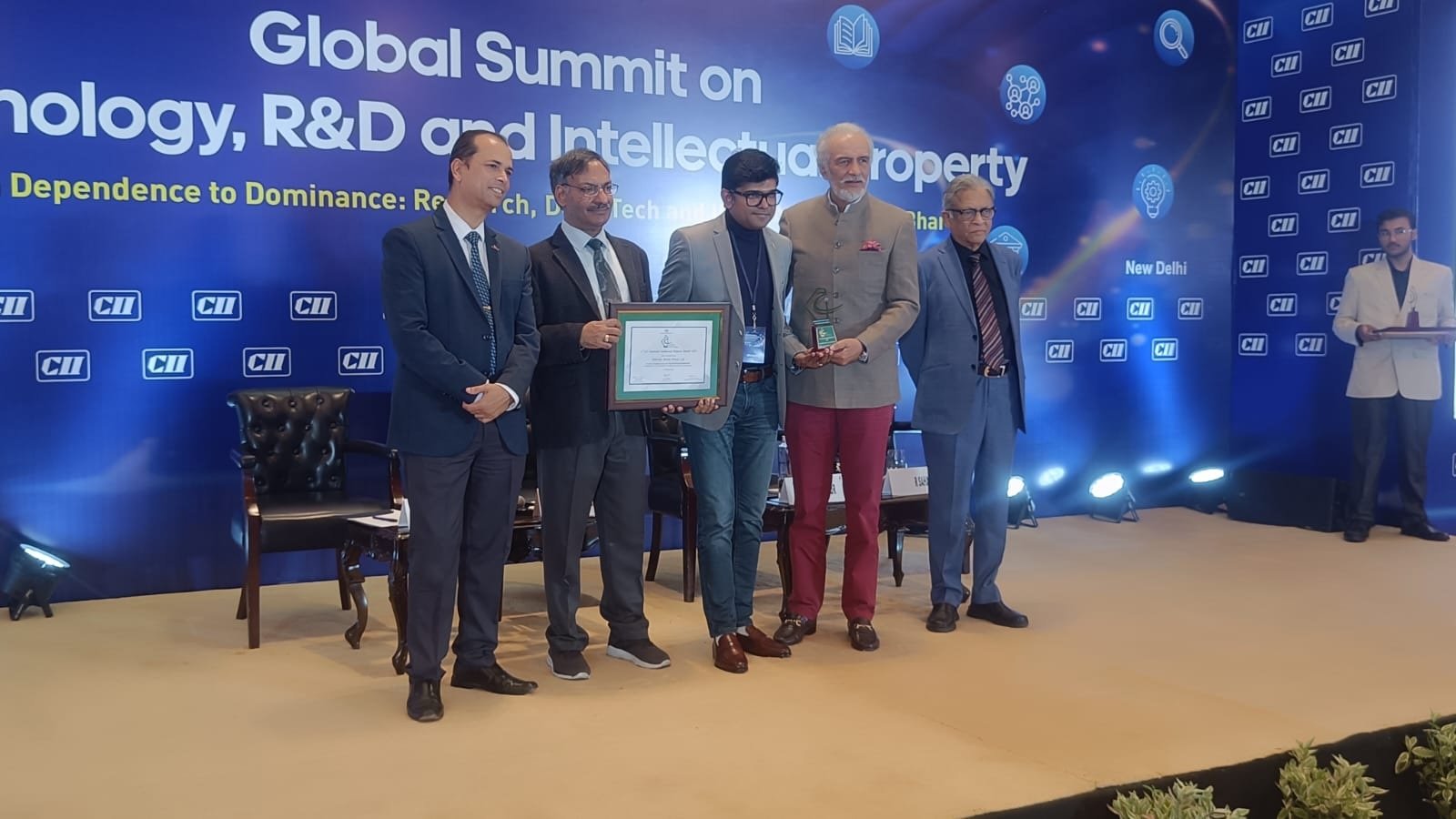 CII honours Molecules Biolabs for excellence in liposomal research and IP Creation