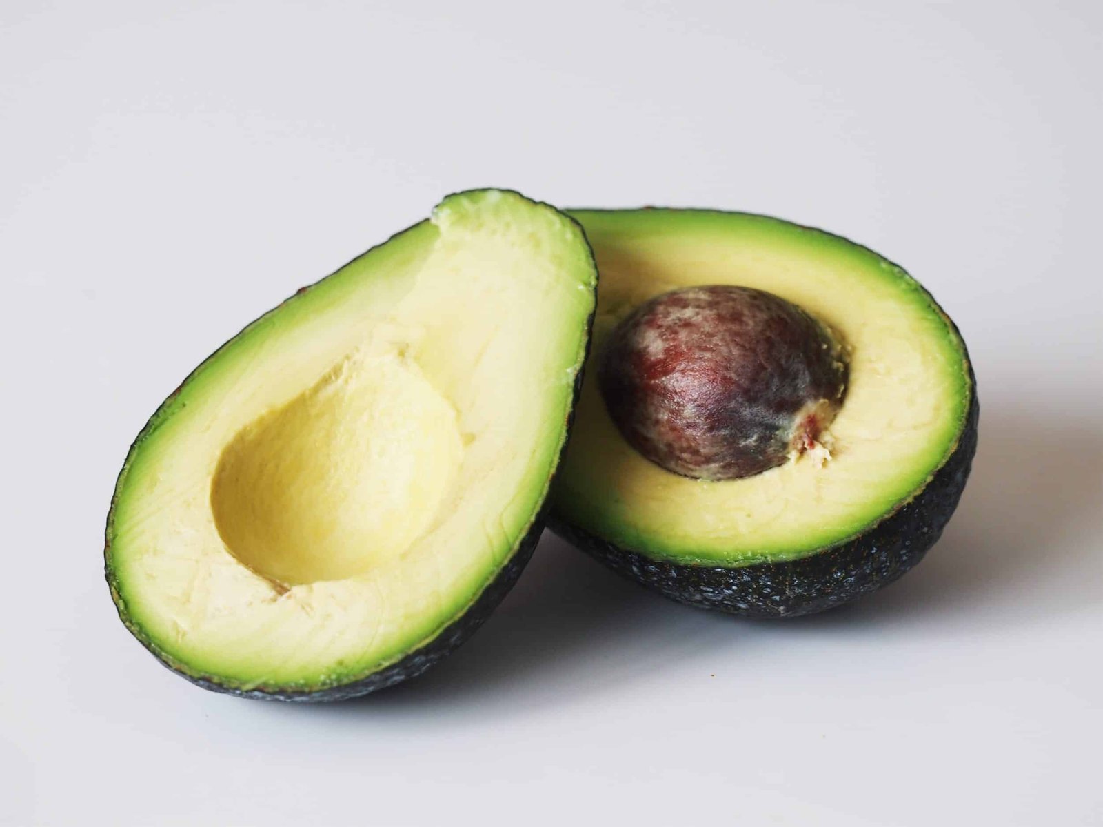 new-finding-links-avocado-consumption-with-lower-risk-of-cardiovascular-disease