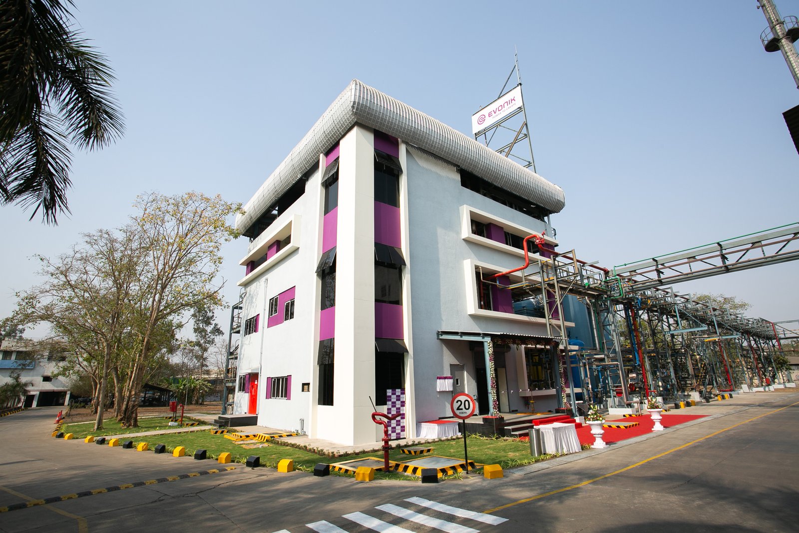 evonik-catalysts-opens-new-plant-in-india