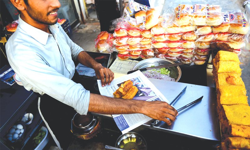 no-more-newspapers-for-packing-food-decides-fssai