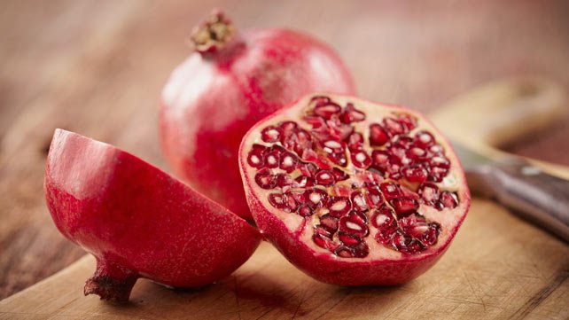 iit-b-scientists-discover-oil-extraction-method-from-pomegranates
