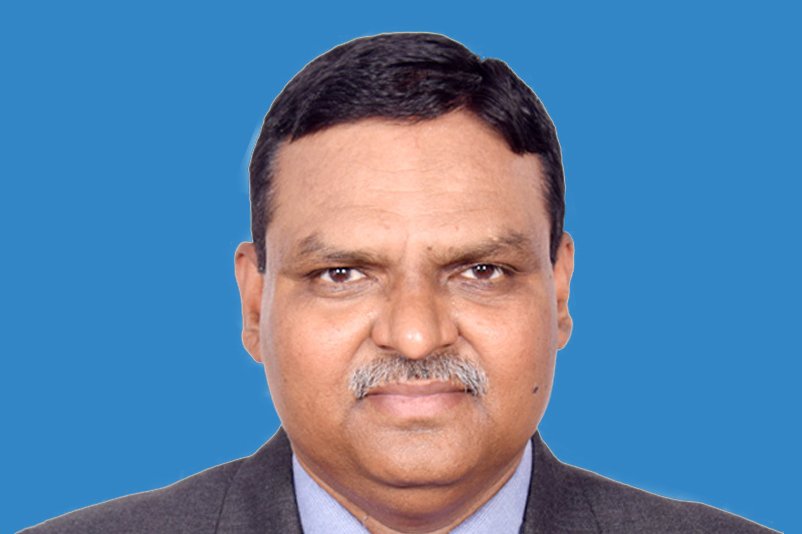 meenesh-shah-takes-over-additional-charge-of-nddb-chairman