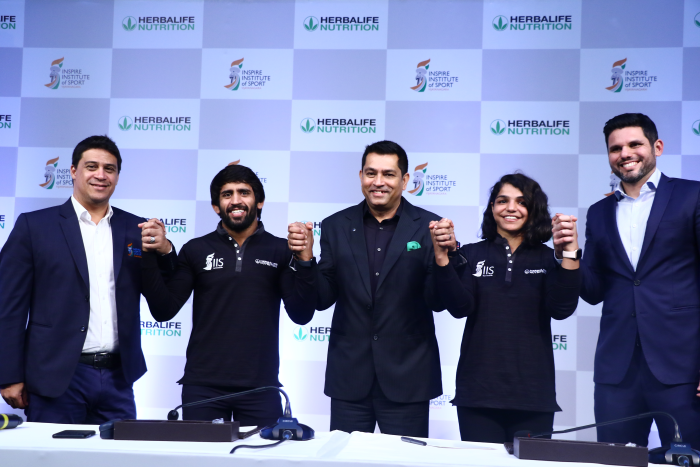 herbalife-nutrition-announces-sports-nutrition-partnership-with-iis