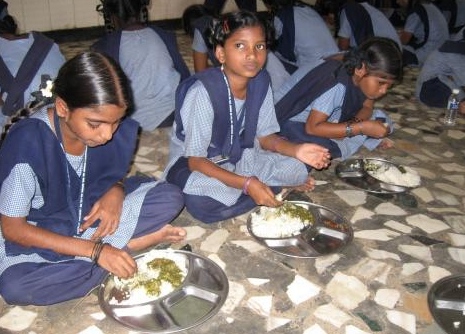 MSSRF conducts consultation on school feeding programme